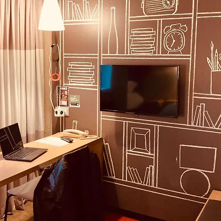 Ibis Pont Jumeaux Szálloda