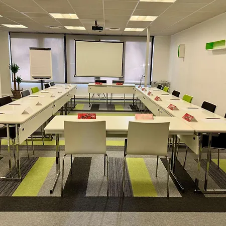 Ibis Pont Jumeaux 3*