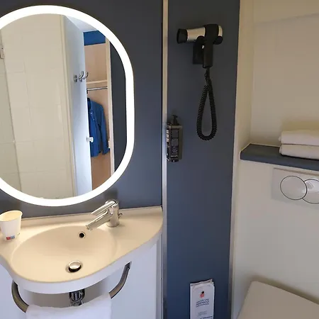 Ibis Pont Jumeaux 3*