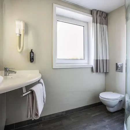 Ibis Pont Jumeaux Тулуза